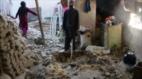 Sismo en Afganistán deja 26 muertos y destruye cientos de hogares 