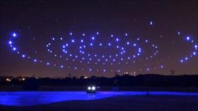 Espectáculo de luces con drones ilumina Santiago de Chile
