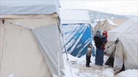 Fotos: Blanca nieve cae con mal pie para los desplazados sirios