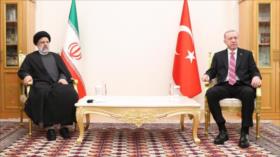 Irán y Turquía instan a afianzar aún más los lazos bilaterales