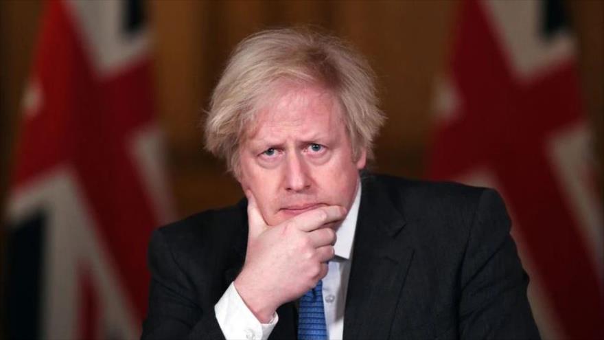 Primer ministro británico, Boris Johnson, en Downing Street, Londres, El Reino Unido, 15 de febrero de 2021.(Foto: Reuters)