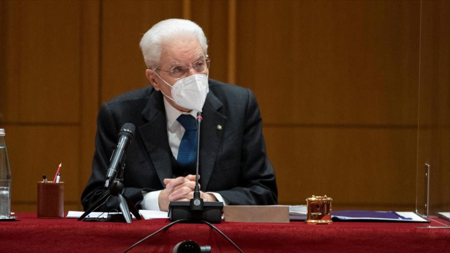 El presidente italiano, Sergio Mattarella, preside la sesión de la asamblea plenaria del Consejo Superior de la Magistratura (CSM), Roma, 20 de enero de 2022. (Foto: Reuters)