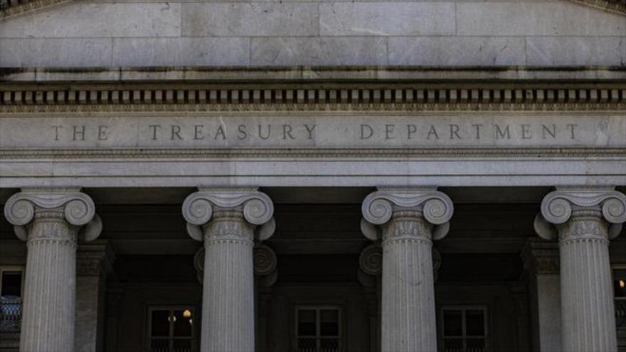 El frente del Departamento del Tesoro de EE.UU., situado en Washington D.C. (capital).