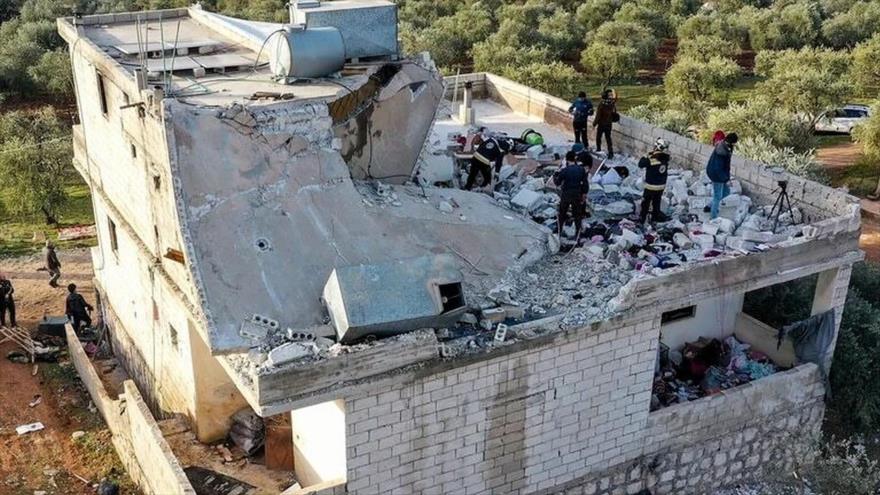 Una casa destruida tras una operación militar de EE.UU. en la aldea siria de Atmeh, provincia de Idlib, 3 de febrero de 2022. (Foto: AP)