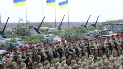 Ucrania realiza ejercicios con armas “que antes solo podía soñar”
