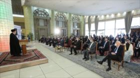 Embajadores extranjeros felicitan aniversario de Revolución Islámica