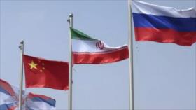 Análisis: ¿Cúal es más poderoso, EEUU o el trío Irán-Rusia-China?