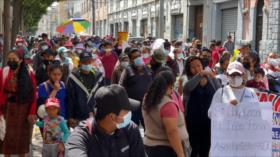 Presidente de Guatemala ordena desalojo de familias de vía férrea