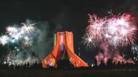 En fotos: Irán se ilumina por el triunfo de la Revolución Islámica