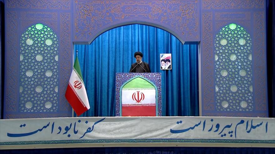 Irán festeja el 43.º aniversario de Revolución islámica 