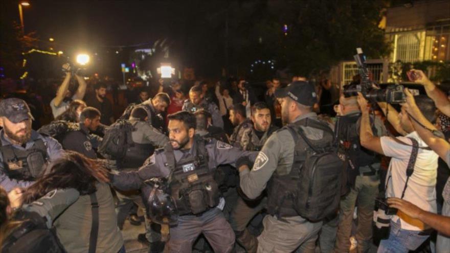 Fuerzas israelíes reprimen a los palestinos en Sheij Yarrah, Al-Quds | HISPANTV