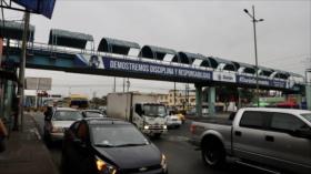 Escena de terror en Ecuador: Dos cadáveres colgados en un puente