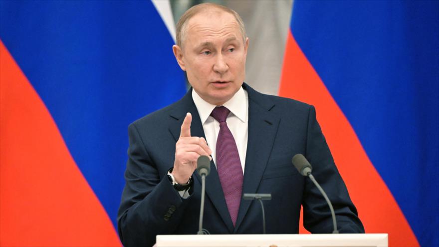 El presidente ruso, Vladimir Putin, en una conferencia de prensa con el canciller alemán, Olaf Scholz, en Moscú, 15 de febrero de 2022. (Foto: Reuters)