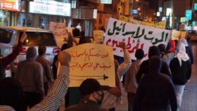 Vídeo: Bareiníes queman bandera israelí y condenan visita de Bennett