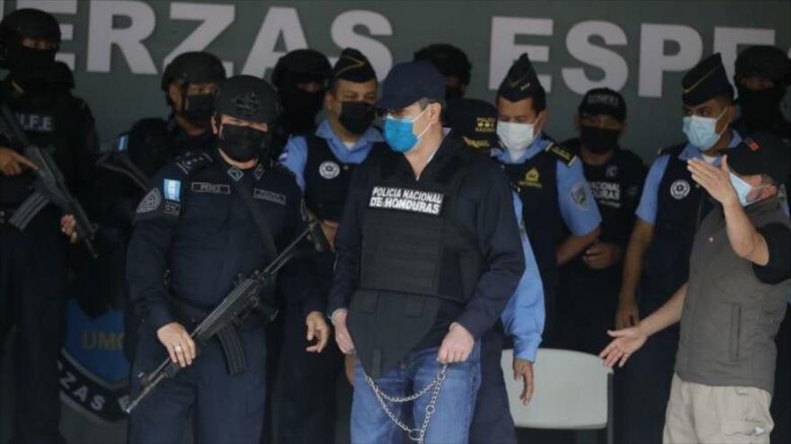 Sánchez ve una “pantomima” el juicio que le espera a JOH en EEUU