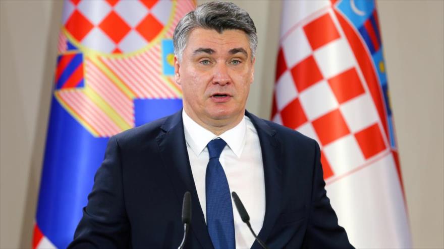El presidente croata, Zoran Milanovic, en la ceremonia de juramentación en la oficina presidencial en Zagreb, capital de Croacia, 18 de febrero de 2020.
