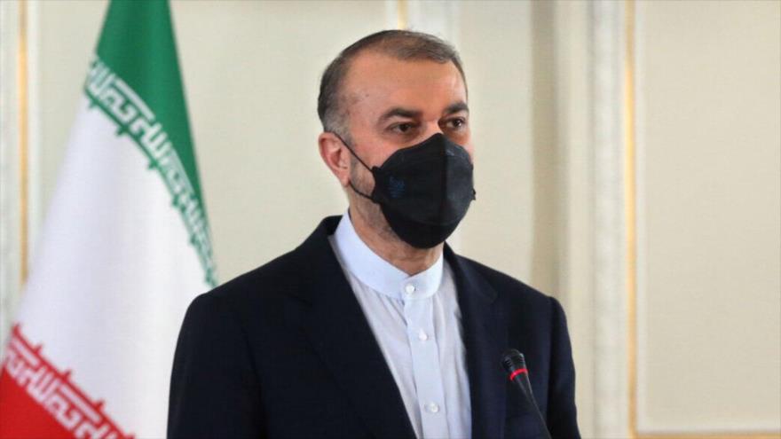 El canciller de Irán, Hosein Amir Abdolahian.