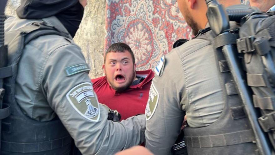 Vídeo: Fuerzas israelíes atacan a un discapacitado en Sheij Yarrah | HISPANTV