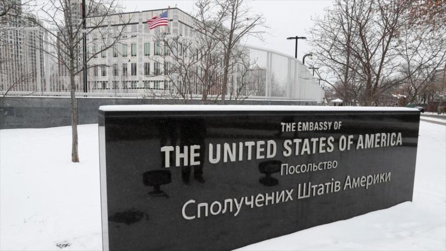 Una vista de la embajada de EE.UU. en Kiev, capital de Ucrania, 24 de enero de 2022. (Foto: Reuters)