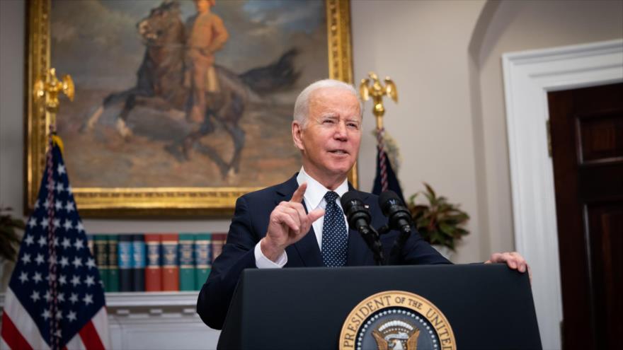 Biden “corta a Rusia el sistema financiero occidental” | HISPANTV