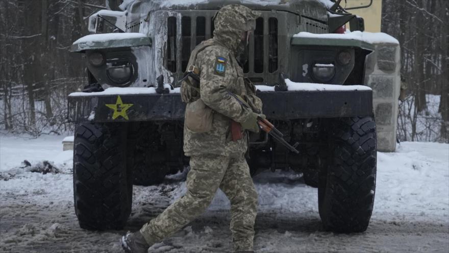 “UE usa su presupuesto de paz para enviar armas letales a Ucrania” | HISPANTV