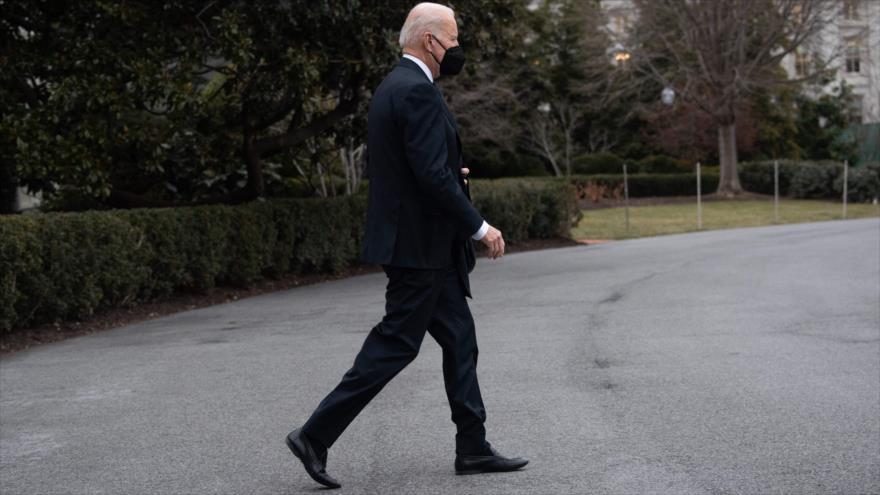 El presidente de EE.UU., Joe Biden, en el Jardín Sur de la Casa Blanca, en Washington, 21 de enero de 2022. (Foto: AFP)