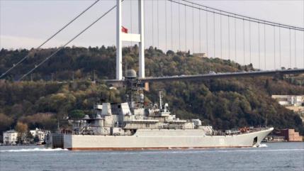 Turquía impide a los buques de guerra que ingresan al mar Negro