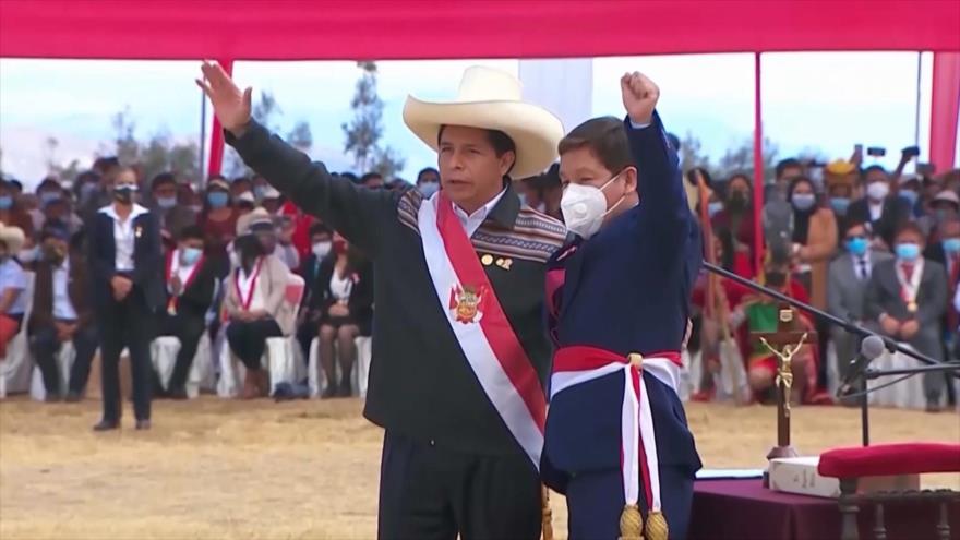  Castillo insta a activar la carta de la OEA ante intento de golpe