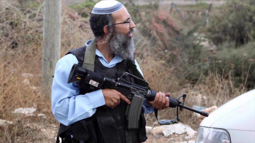 Vídeo: Colono israelí dispara y hiere a 4 palestinos en Cisjordania
