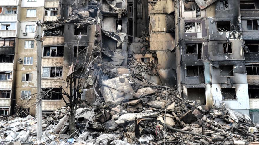 Edificios destruidos por ataques de Rusia en Járkov, Ucrania, 9 de marzo de 2022. (Foto: AFP)