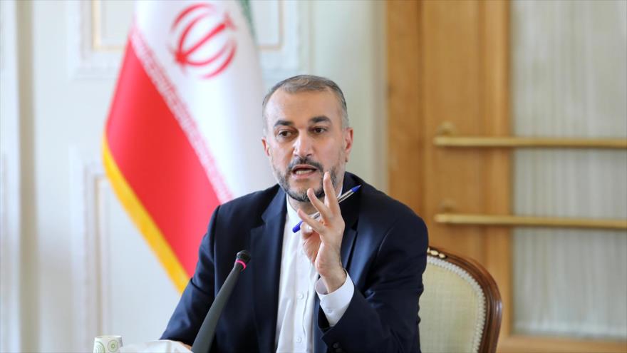 Ministro de Asuntos Exteriores de Irán, Hosein Amir Abdolahian.