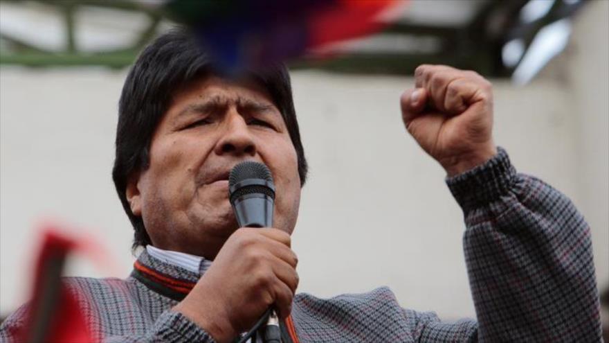 El entonces presidente de Bolivia Evo Morales se dirige a sus partidarios en La Paz, 5 de noviembre de 2019. (Foto: Reuters)