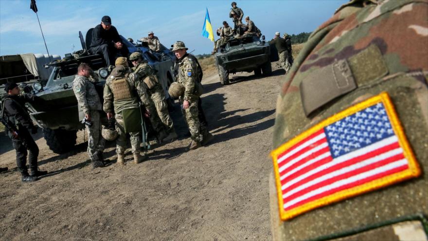 Fuerzas de Ucrania y EE.UU. en una maniobra militar conjunta.