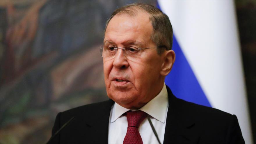 El ministro de Exteriores de Rusia, Serguéi Lavrov, durante una rueda de prensa en Moscú, capital rusa, 22 de noviembre de 2021. (Foto: AFP)