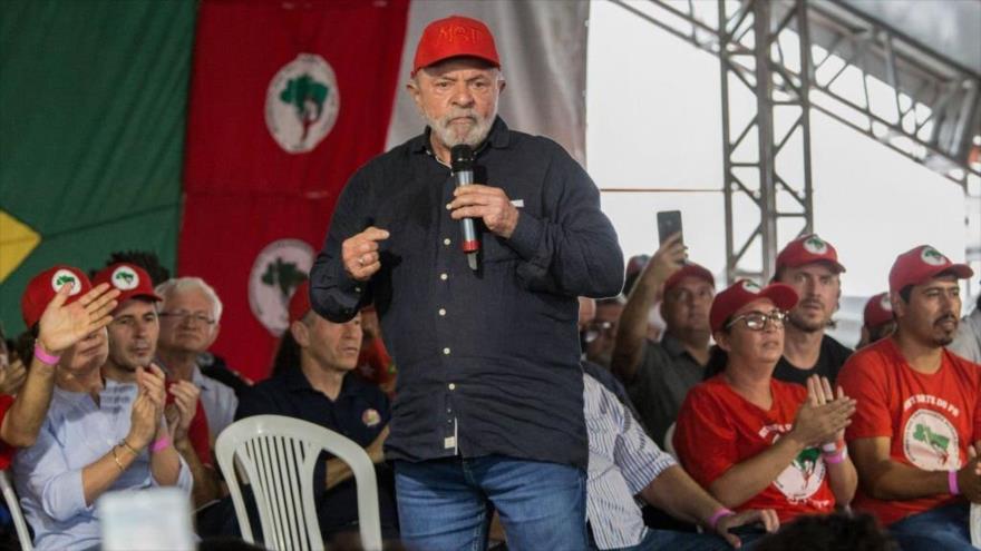 Lula dice que busca volver al poder para “derrotar al fascismo”