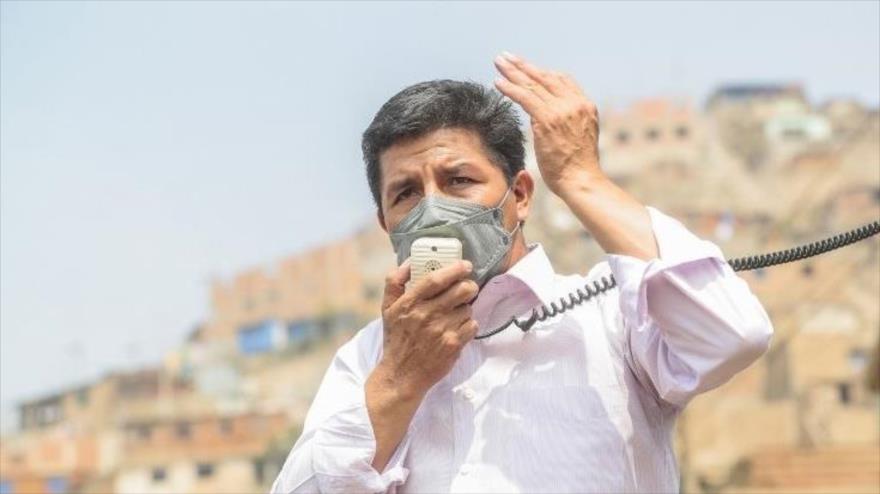 Presidente de Perú cuestiona marchas a favor de su renuncia | HISPANTV