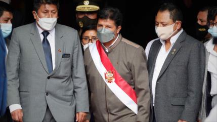 Congreso de Perú vota en contra de la destitución de Castillo