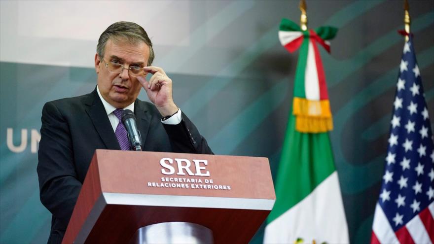 El canciller mexicano, Marcelo Ebrard, habla durante una conferencia, México, 8 de octubre de 2021. (Foto: AFP)