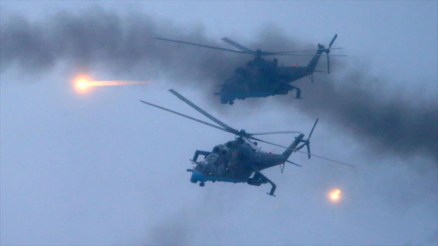 Vídeo: Helicópteros rusos Ka-52 destruyen puesto militar ucraniano