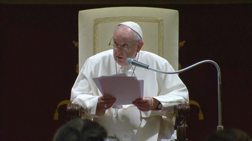 El papa Francisco pide perdón a los indígenas canadienses