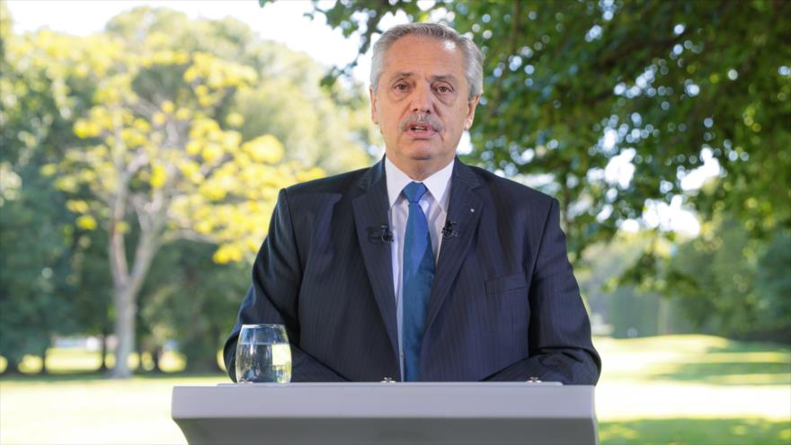 El presidente argentino, Alberto Fernández, durante una negociación de deuda con el FMI, 28 de enero de 2022. (Foto: casarosada.gob.ar)
