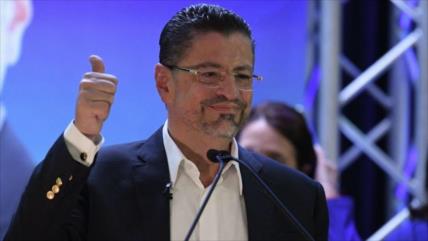 Chaves gana la Presidencia de Costa Rica con un 52,9 % de los votos