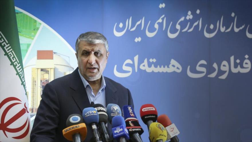 Jefe de la Organización de Energía Atómica de Irán (OEAI), Mohamad Eslami, en una conferencia de prensa, Teherán, 6 de abril de 2022. (Foto: IRNA)