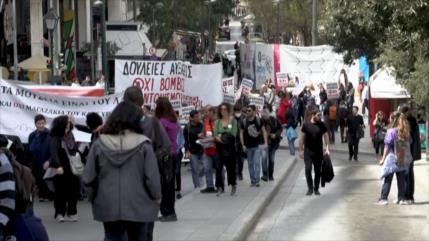Una huelga general paraliza servicios en Grecia