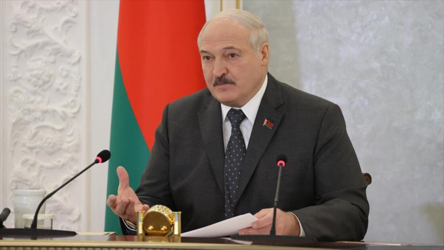 El presidente de Bielorrusia, Alexander Lukashenko, en una reunión del Consejo de Seguridad de su país, Misnk, 7 de abril de 2022. (Foto: president.gov.by)