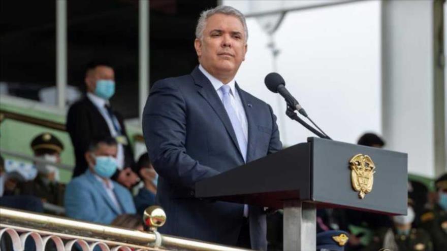 El presidente de Colombia, Iván Duque, ofrece un discurso durante una ceremonia en Bogotá (capital).