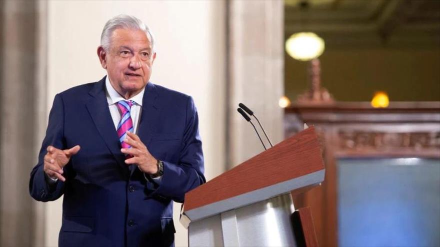 Presidente mexicano, Andrés Manuel López Obrador, en rueda de prensa en la Ciudad de México, capital, 6 de abril de 2022. (Foto: Reuters)