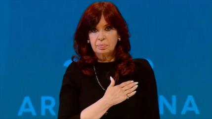 CFK evidencia fisura con su ahijado: Que den un bastón no es poder