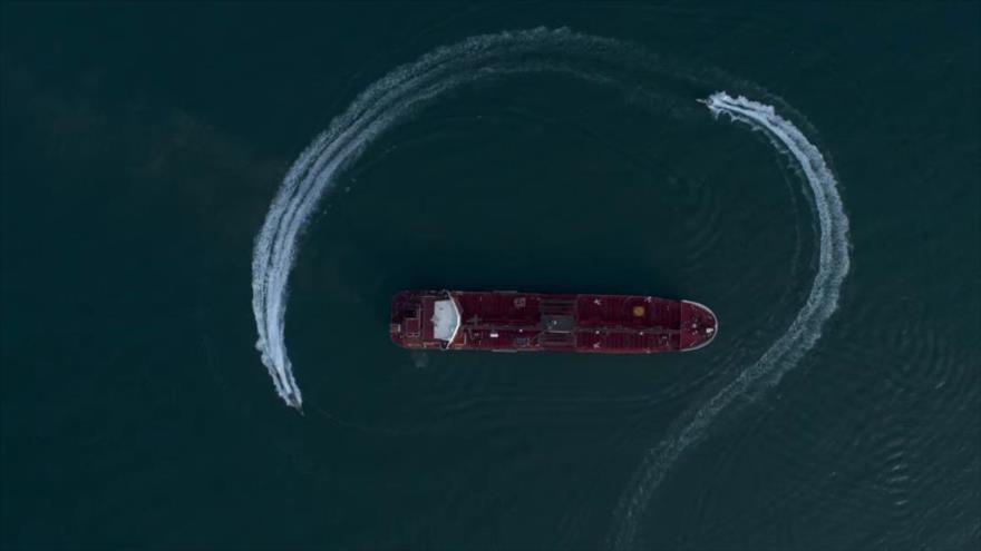 Fuerzas iraníes incautan otro barco con combustible de contrabando | HISPANTV