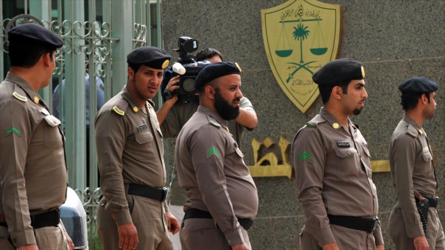 Agentes de Policía de Arabia Saudí.